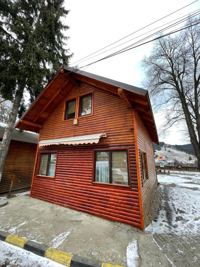 Apartelim Manastirea Humorului Exterior photo