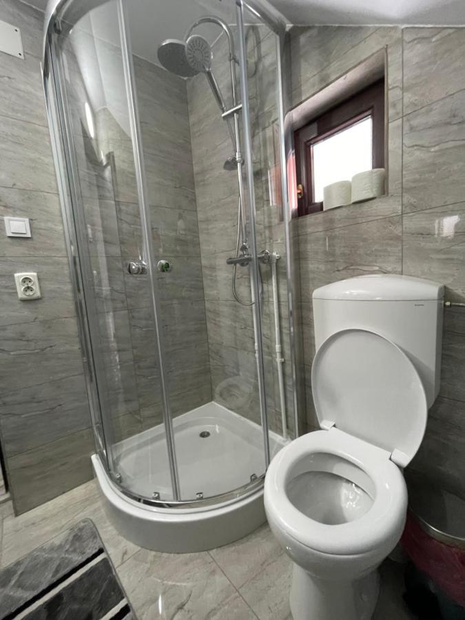 Apartelim Manastirea Humorului Exterior photo